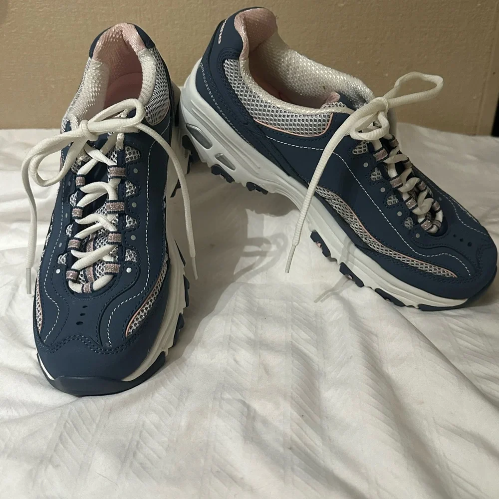 Skechers D’Lite Air Cooled Sneakers - Picture 1 of 9